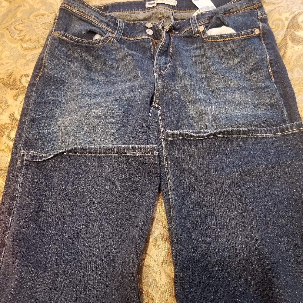 Levi jeans